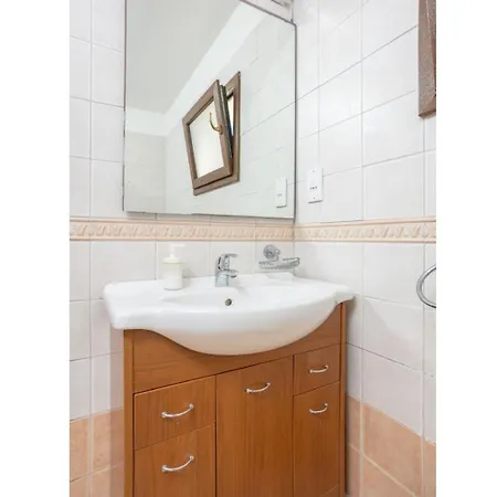 Tsikkos Ena Βίλα *