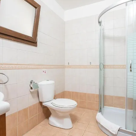 Βίλα Tsikkos Ena Αργάκα