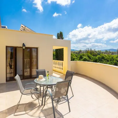 Tsikkos Ena Villa