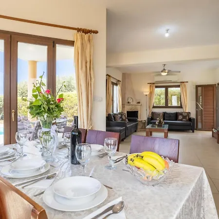 Villa Tsikkos Ena Argaka