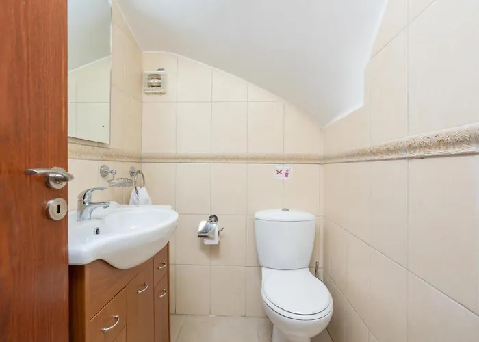 Tsikkos Ena * アルガカ