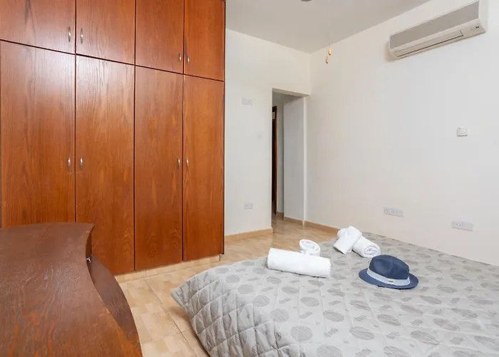 Tsikkos Ena * Argaka