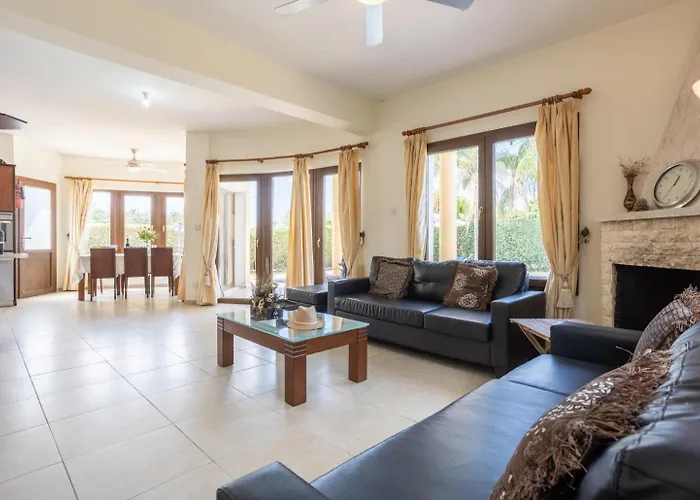 Villa Tsikkos Ena Argaka