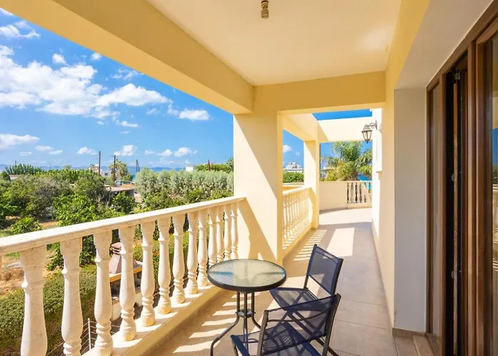 Tsikkos Ena Villa Argaka